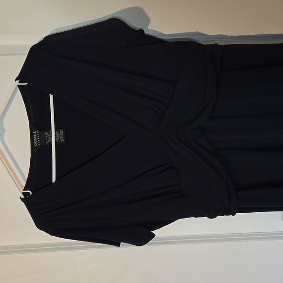 Womens navy blue short sleeve dress, size XL - Picture 2 of 4